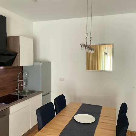 Luxurious And Distinctive New-build In Mainz's Charming Oberstadt District Apartment